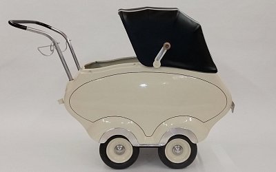 Muzejní čtení pro potěšení - kočárek Terrot