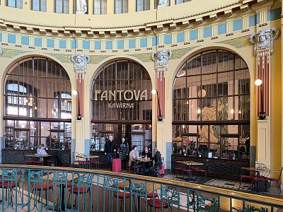 Kavárna na "Hlaváku"