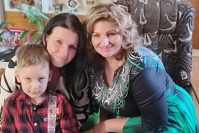 Hanka s dcerou a vnukem.