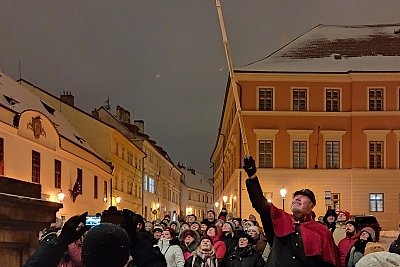 Pražský lampář u kandelábru*