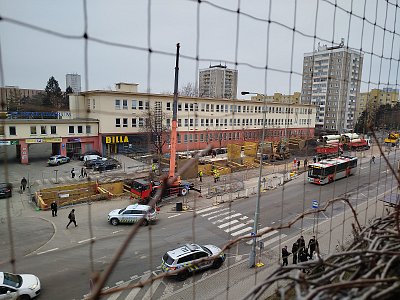 Stavební ruch 7 i s policejní hlídkou