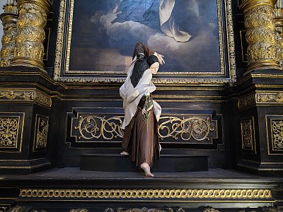 Socha, jež  Srdcem hovoří...*