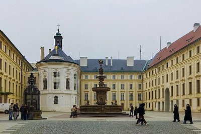Pražský hrad - II. nádvoří*