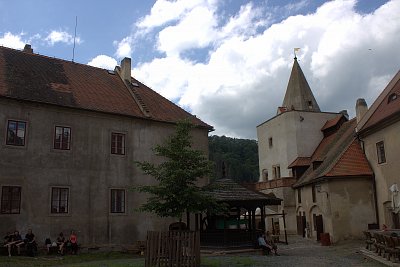 Nádvoří hradu Křivoklát
