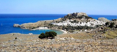 Rhodos. Městečko Lindos s antickou akropolí