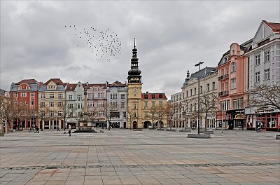 Slet křídel u staré radnice *