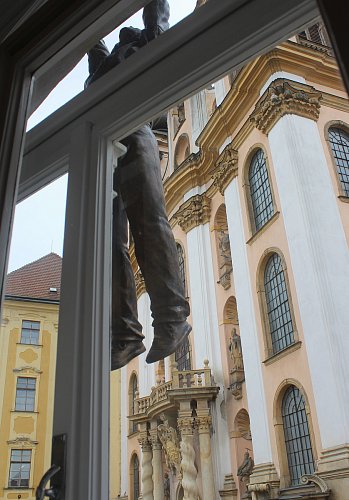 Zloděj se blíží, rychle pryč