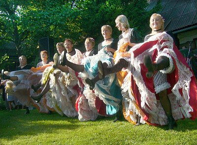 Tá tá tadada dáda tádadadada dáda tádada tádada tádada...