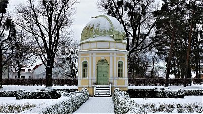 Holešovská hvězdárna v zimním hávu