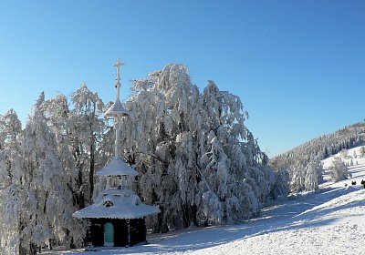 Modrá obloha na Pustevnách