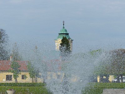 Vodotrysk pod věží