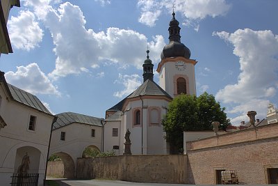 Kostel v Manětíně