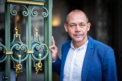 Nový zákon o bydlení pomůže vyřešit situaci desítkám tisíc lidí v bytové nouzi, říká ministr Kulhánek