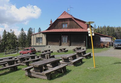 K horské chatě Velká Čantoryja