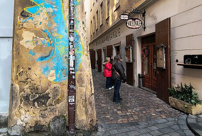 Pražský obrázek (11) - Holky, dáme si tu pražskou šunku?