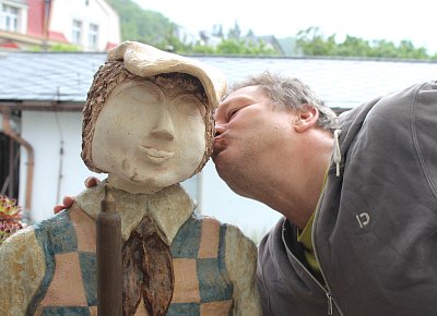 Když necháš ženu doma