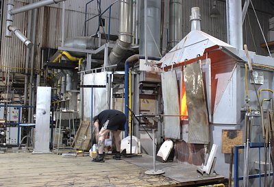 U sklářských pecí