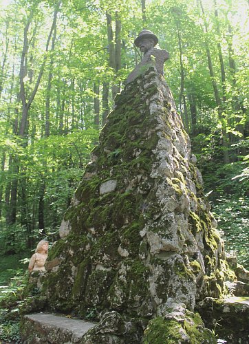 Turistická atrakce - Busta T. G. Masaryka od sochaře Jana Štursy z r. 1922