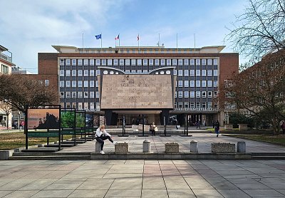 Ústí nad Labem - Lidické náměstí *