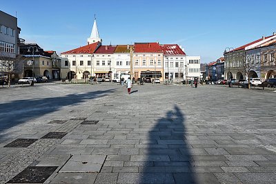 Stíny vánočního stromu a sv. Floriána*