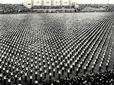 XI. všesokolský slet 1948 muži.jpg