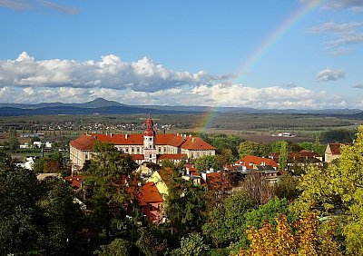 Září_ALlena Tollarová - Pomíjivá.jpg
