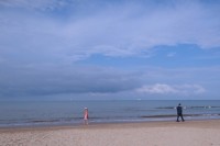 Ty půjdeš tam a já zase tam ...