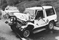 Zranění se nevyhnul řidič sportovního auta