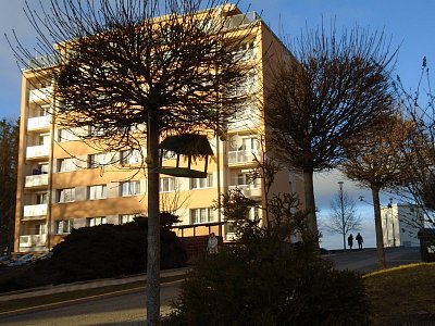 Krmítko slouží celou zimu.