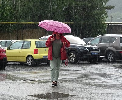 Prší, prší, jen se leje ...