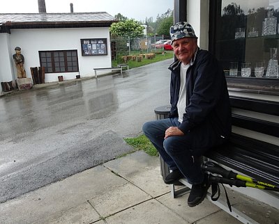 Zajíček v své jamce