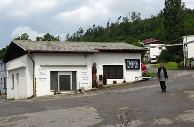 Že by šla z práce?