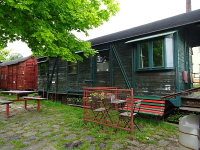 Nižbor, Zastávka, můžete se ubytovat