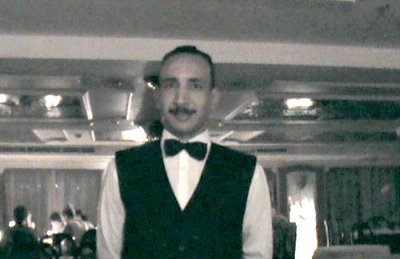 vzorná egyptská obsluha