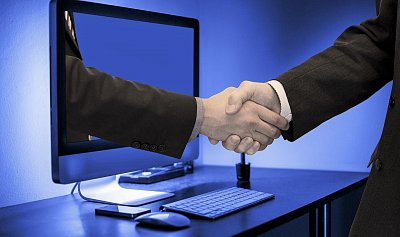 O smlouvě opoziční