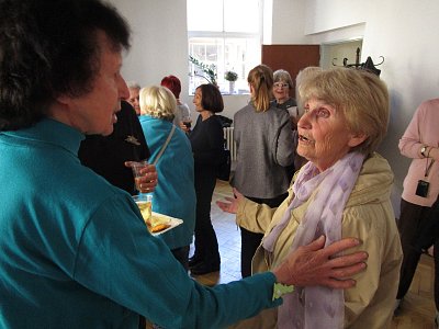 Už musíš, tak šťastně doleť, Olgo!