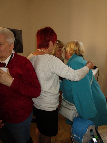 Holky, je to tajné, zmrzlinářka má řidičák propadlý...