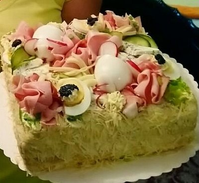 Slaný myší dort - holky samy na wellness a měly "pré"