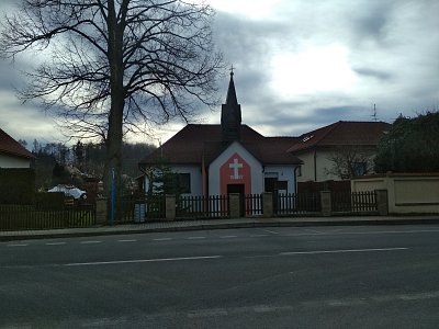 Kaplička na Rozkoši -proti restauraci