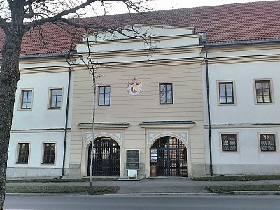 Přibyslavský zámek, v němž se nachází Hasičské muzeum.