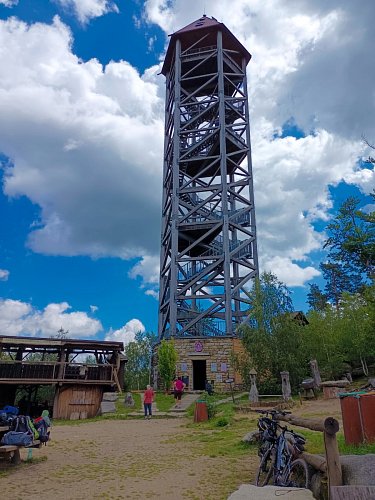 Rozhledna U Jakuba na Havlově hoře.