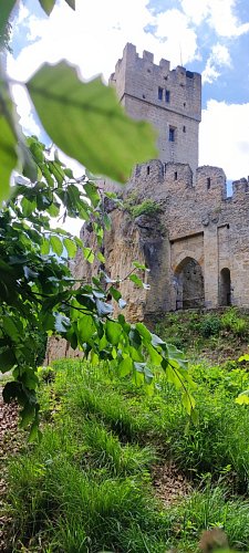 Helfenburk nebo taky Hrádek u Úštěka.
