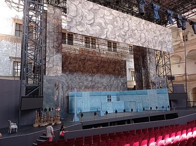 Kulisy k opeře Figarova svatba