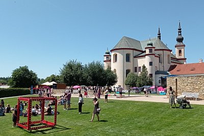 Z Klášterních zahrad