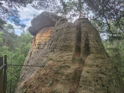 Zde se lezlo na skálu?