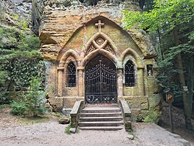 Modlivý důl - skalní kaple