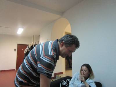 Hele, nalej mi, ukážu vám...