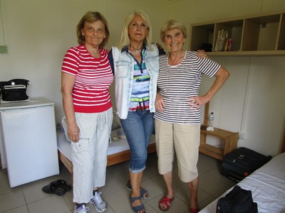 Nojo, holky jsou uvnitř!!! Hana, Ája, Olga