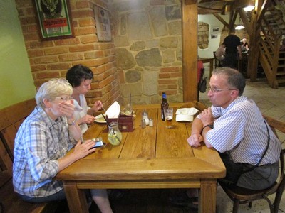 Ježíši, já málem spolkla zuby!