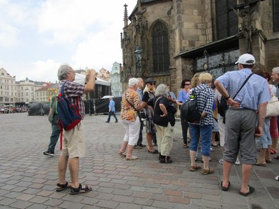 Já zdokumentuju, že tady jste ještě byli všichni